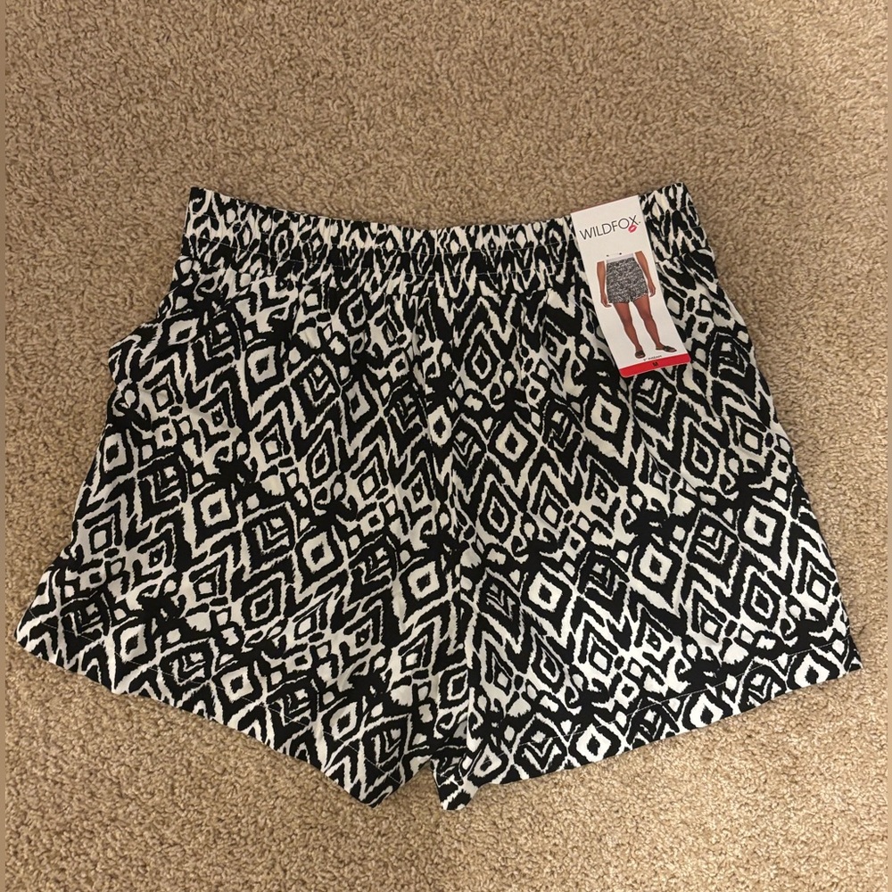 Wildfox Black & White Ikat Print Women’s Shorts